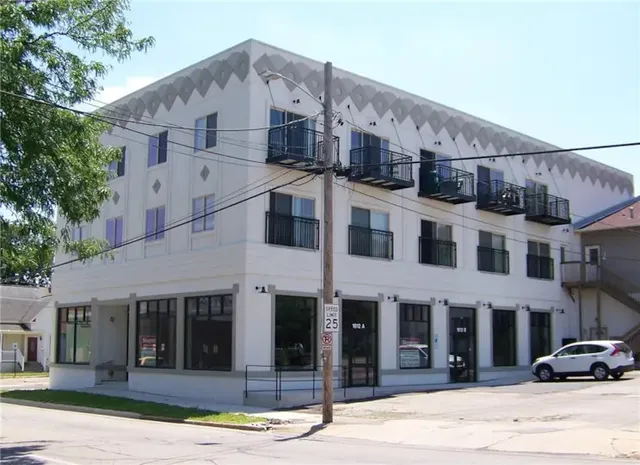 Sisters Books & Nooks