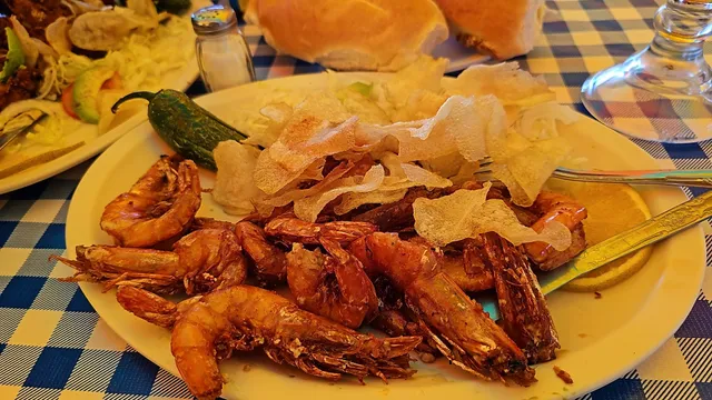 Pescados y Mariscos “Halcón”