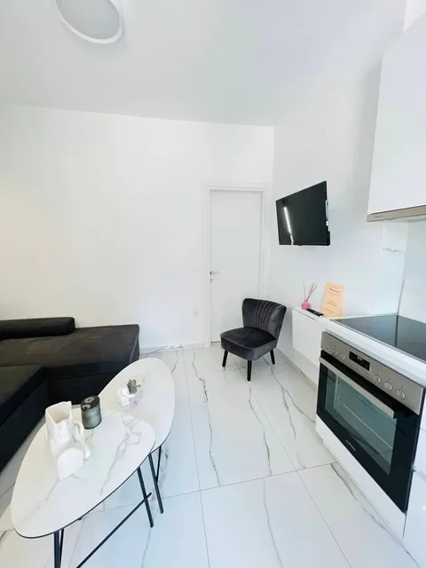 Stella's petite studios