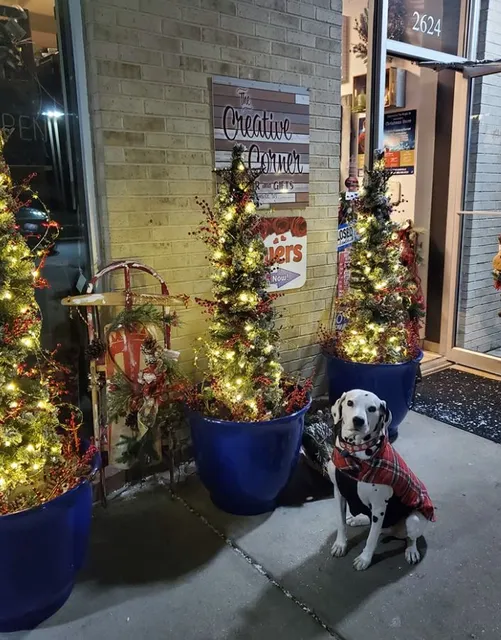 The Creative Corner Decor, Gifts and Flowers