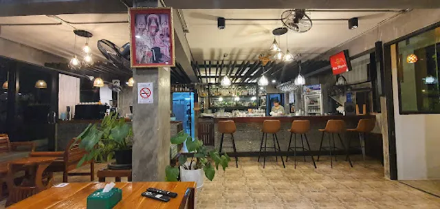 Evergreen Bar & Restaurant ( Garden Home Western Bar)