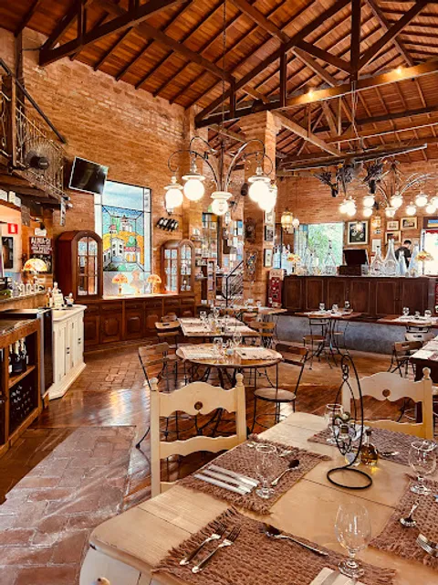 Vila Del Capo - Restaurante e Antiquário