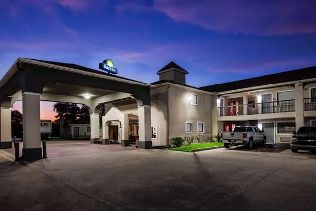 Days Inn by Wyndham Sulphur LA