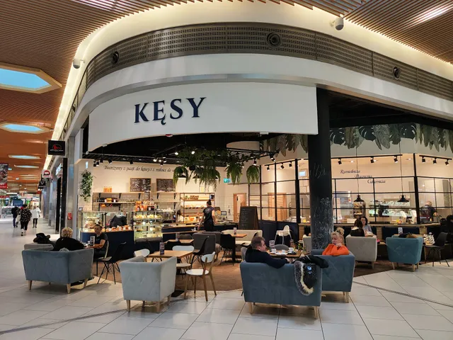 Kęsy - Rzemieślnicza Pracownia Cukiernicza & Kawiarnia