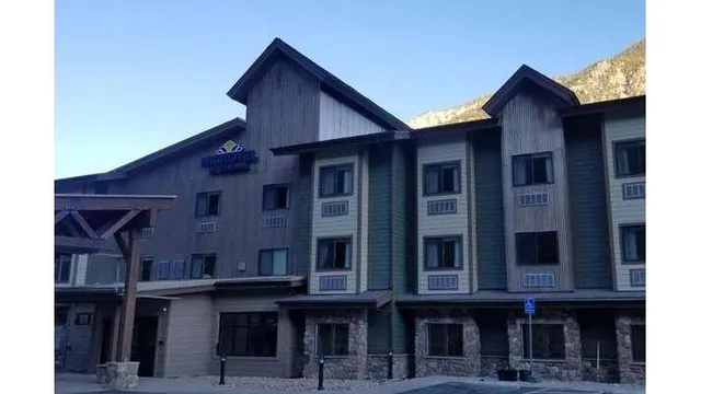 Microtel Inn & Suites by Wyndham Georgetown Lake