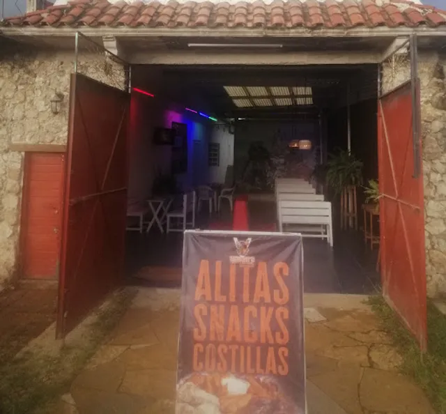 Vikingos resto Alitas y costillas