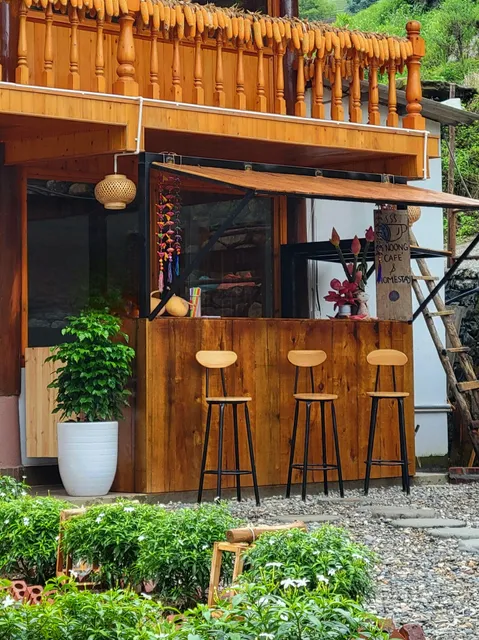 Pi Noong Coffee & Homestay