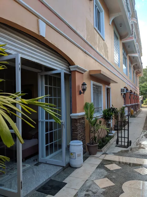 Parkway Vista Condotel by Cocotel