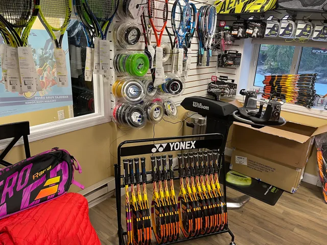 CS Tennis Shop