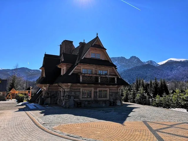 Willa Tatrzanski Zomecek