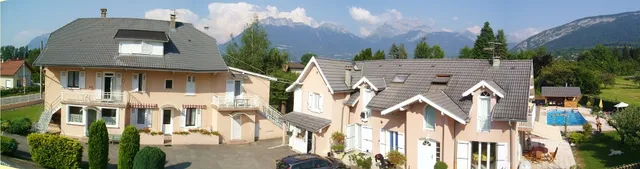 Le Conty- Locations meublés de Tourisme avec piscine