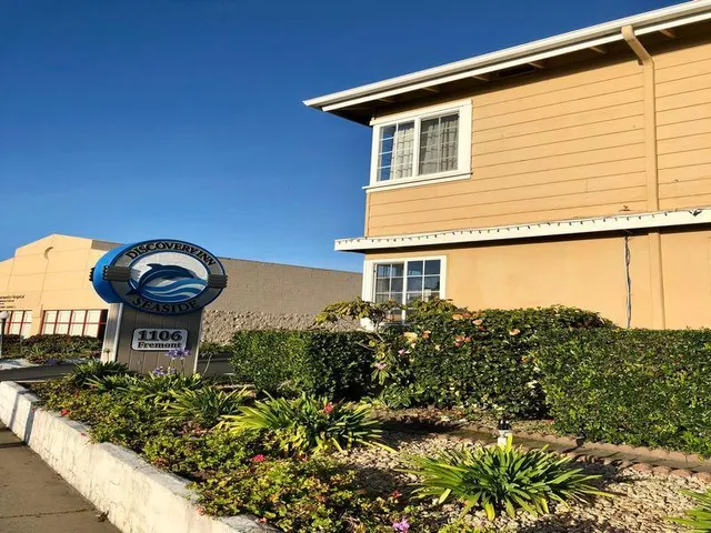 Discovery Inn Monterey