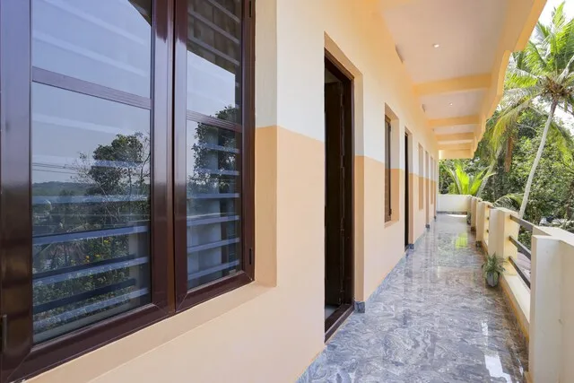 KM Residency SPOT ON