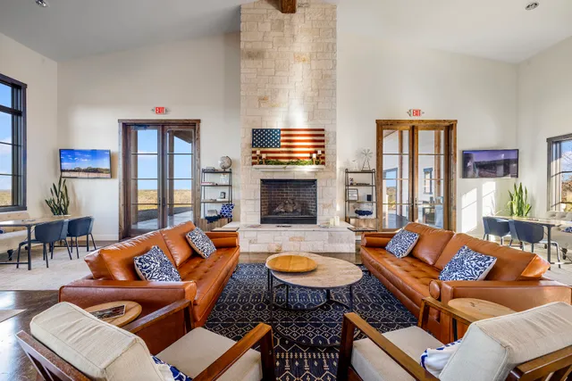 Covington Cellars - Hill Country