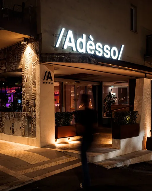Adesso Hotel