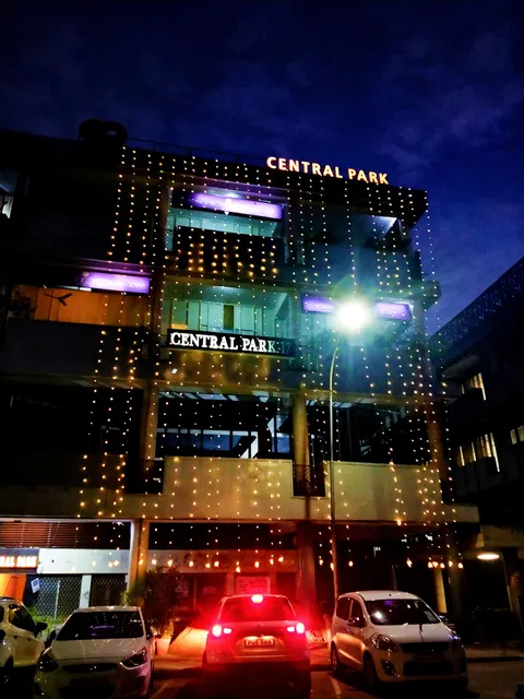 Capital O 925 Hotel Central Park 17