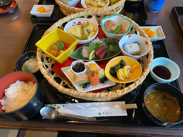 翠楓亭（予約制）