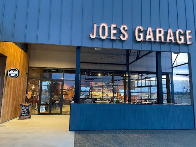 Joe's Garage Berryfields