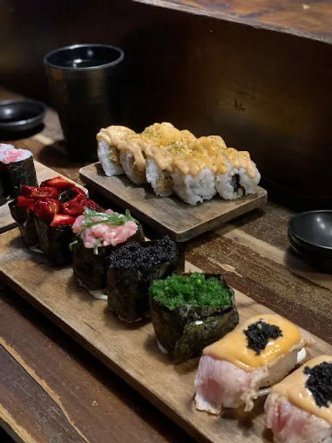 Hakosuka Sushi