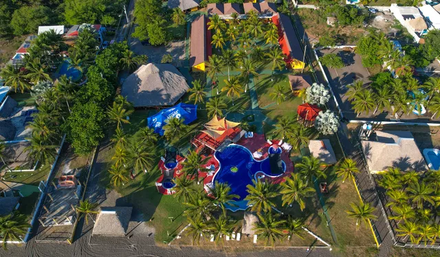 Utz Tzaba Beach Hotel