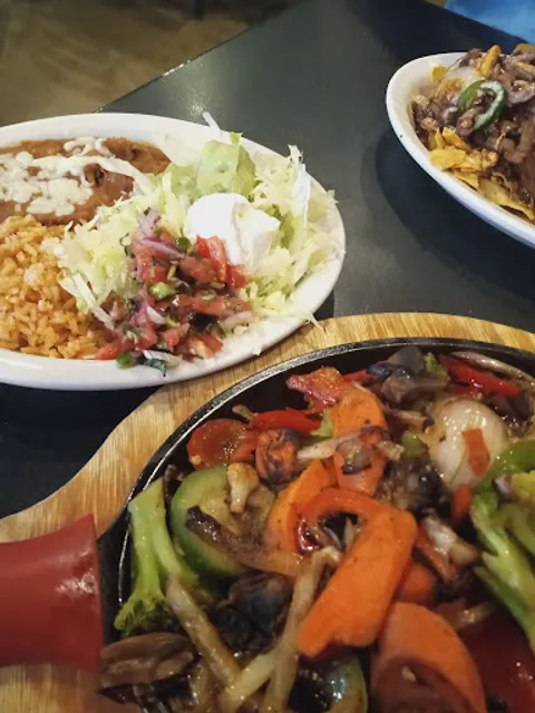 El Bracero of Clarksville (Madison Street)