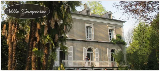 Villa Dampierre, Chambres d'hôtes, chez Sophie de GINESTET et Gilles TAILLEBRESSE