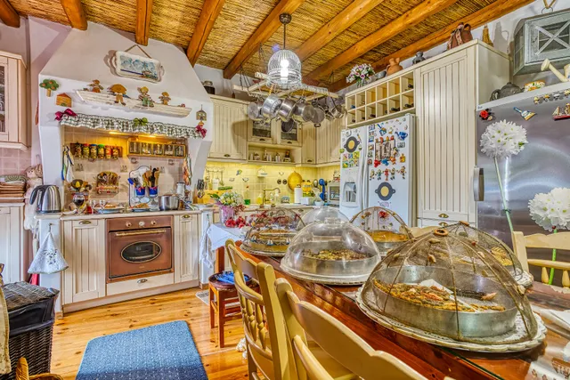 Sweet Smelling Kitchen