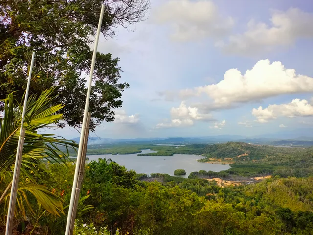 Nuluh Lapai Jungle Trails