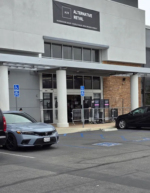 Alternative Retail | Tustin, CA