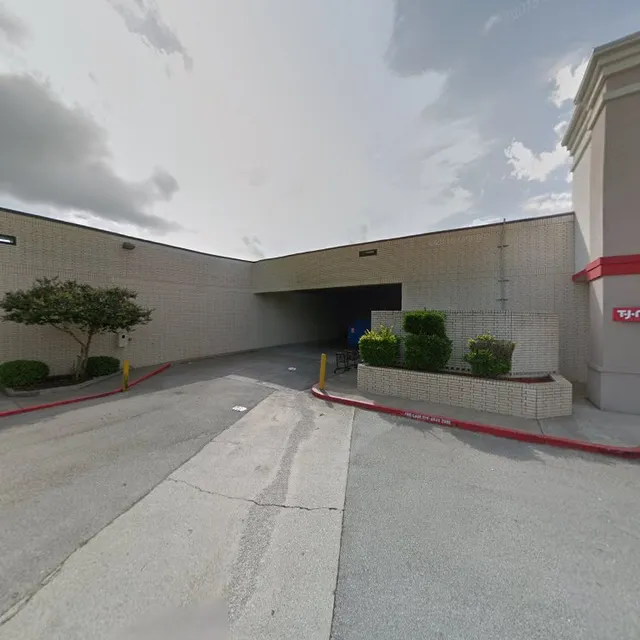 Loblolly Coffee House and Café Central Mall