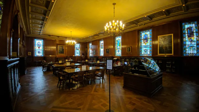 Armstrong Browning Library