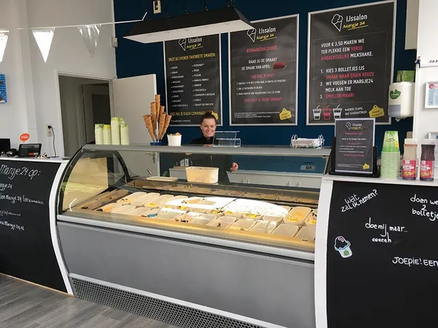 IJssalon Margje 24 Leeuwarden