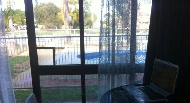 Sunraysia Motel & Holiday Apartments