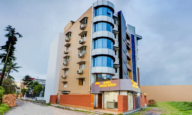 Rising Guest House - Hotel in Tangra
