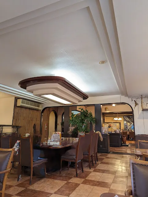 カフェ＆レスト 紀和 岩出店