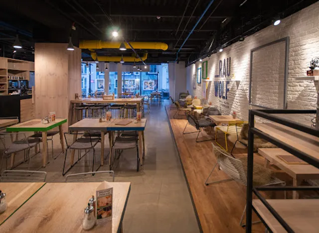 RAUWOLF Mariahilferstraße | Kaffeerösterei & Café