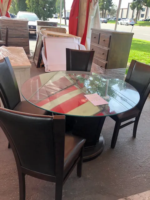 Fine Living Furniture