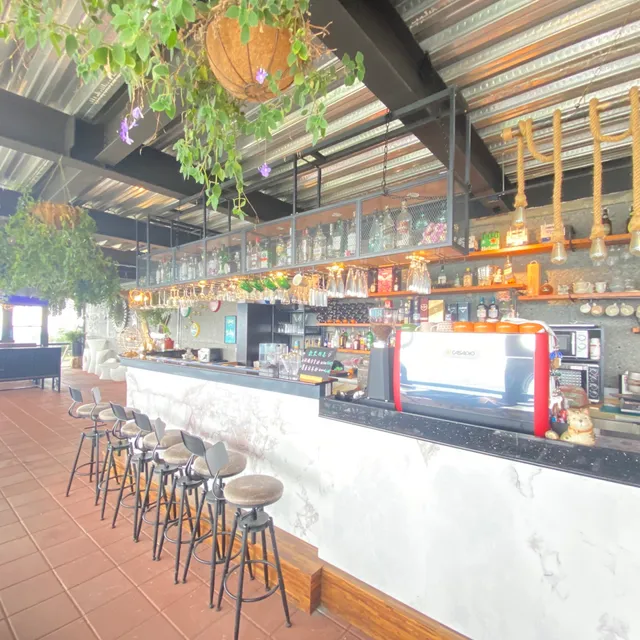 花鳥蟲鳴咖啡吧