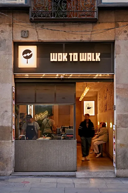 Wok To Walk Gotic