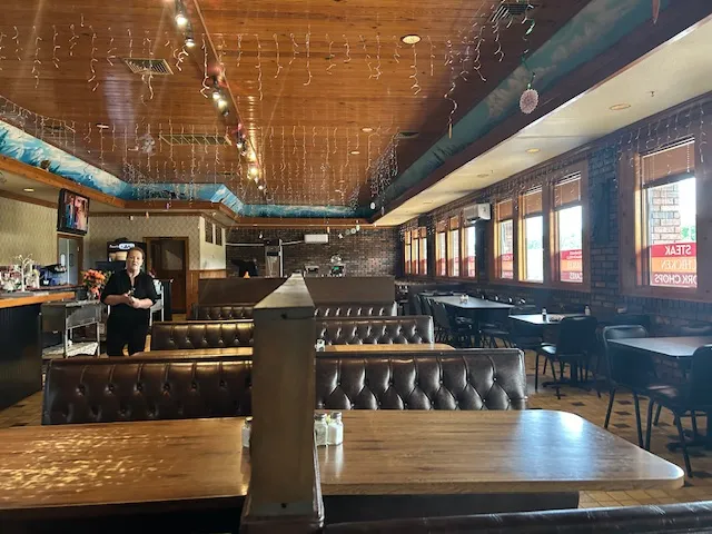 Leo's Restaurant of Cleveland