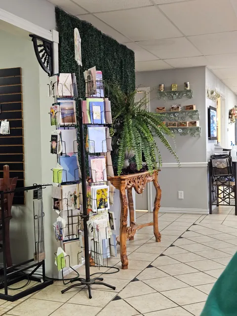 Hidden Gardens Nursery & Tea