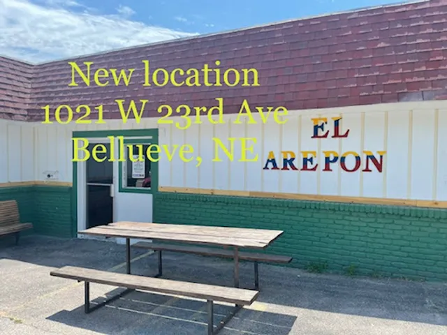 El Arepón Venezuelan Food