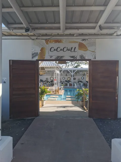 CocoChill Restaurant / Bar à cocktails / Swimming Pool