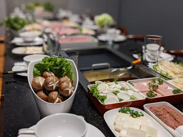 100°C Grill & Hot Pot