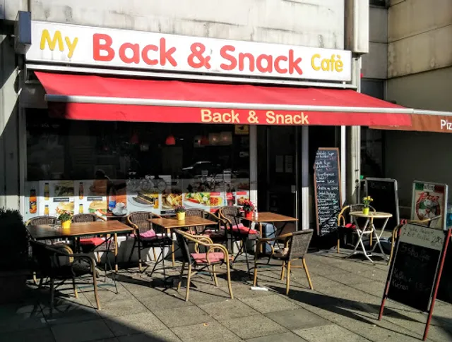 My Back & Snack Café