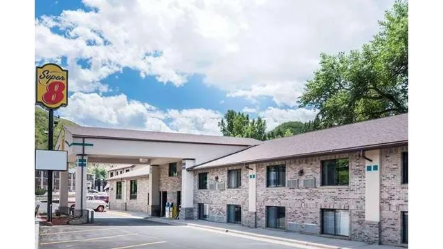 Super 8 by Wyndham Deadwood/Black Hills Area