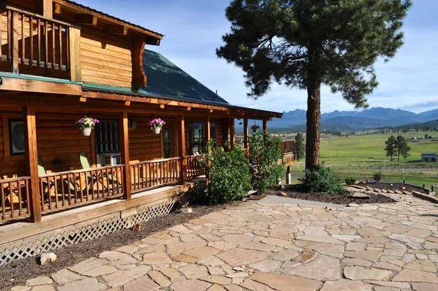 Elkwood Manor B&B and Wedding Venue