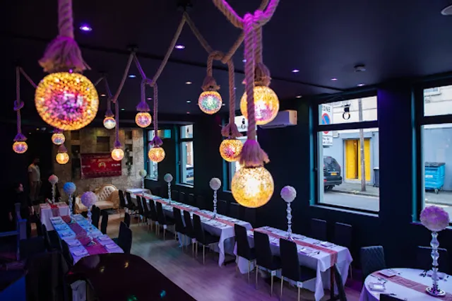 Base Camp Lounge & Restaurant