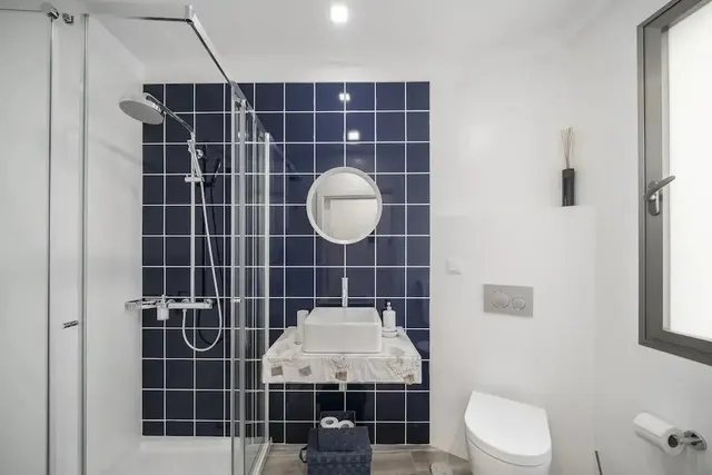 Drapes Design Apartments by An Island Apart