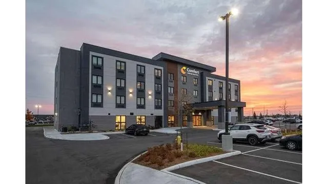 Comfort Inn & Suites